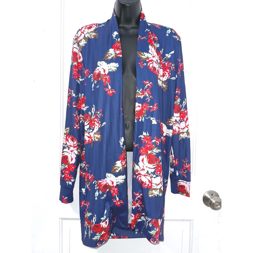 Womenโs blue floral open-front cardigan, size Medium